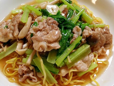 簡単!小松菜と豚のあんかけ焼きそば